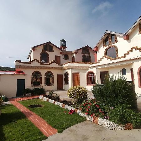 Hostal Jallalla Comunidad Yumani Extérieur photo