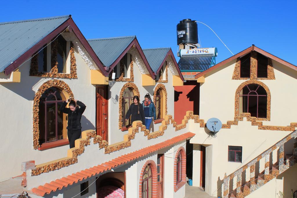 Hostal Jallalla Comunidad Yumani Extérieur photo